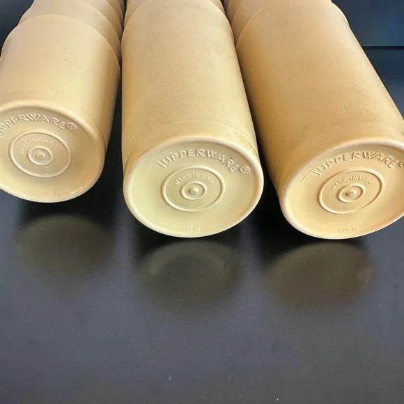Tupperware Tan Drinkware Set - Picture 3 of 5